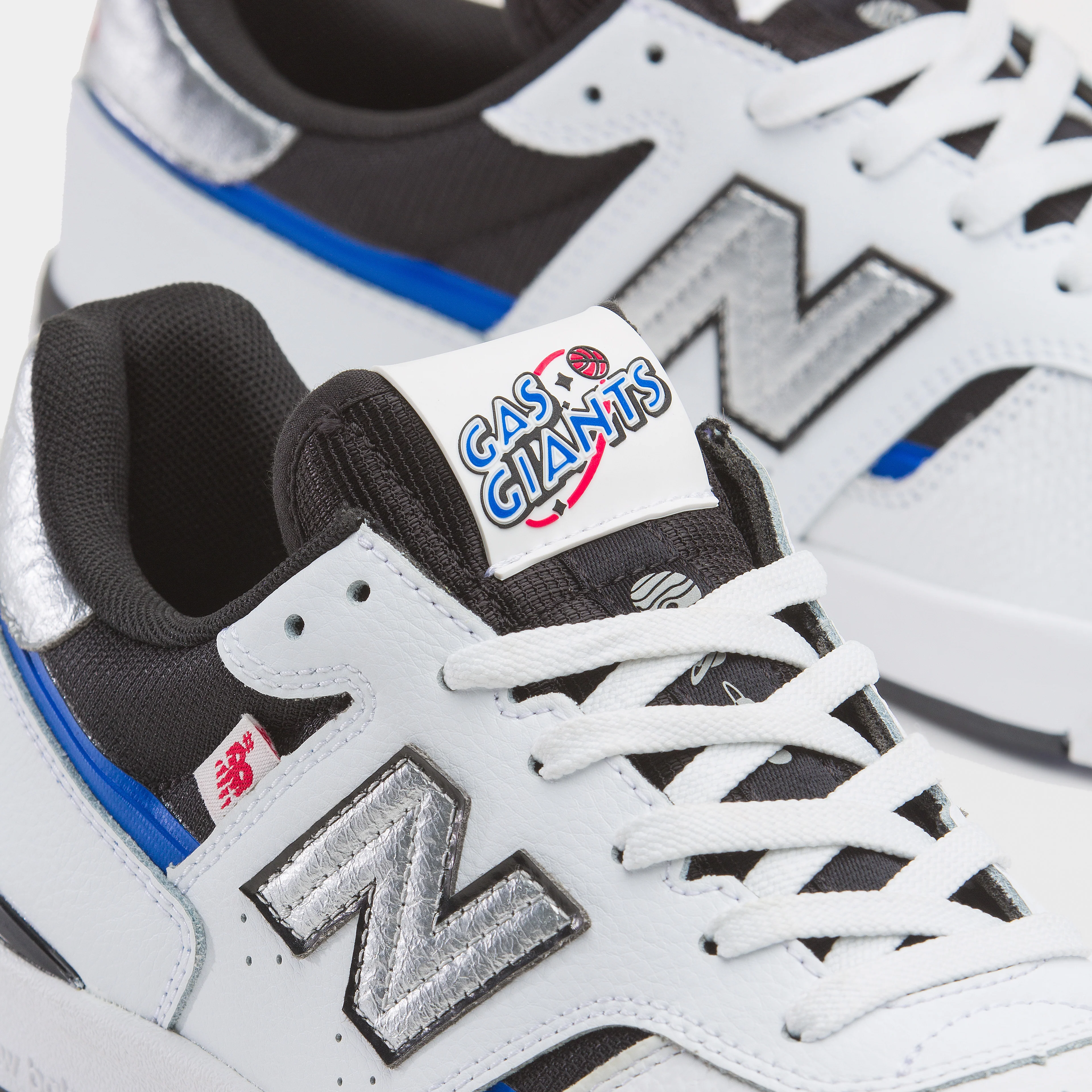NEW BALANCE X GAS GIANTS FOY 306 CUP - WHITE/BLACK - Image 5
