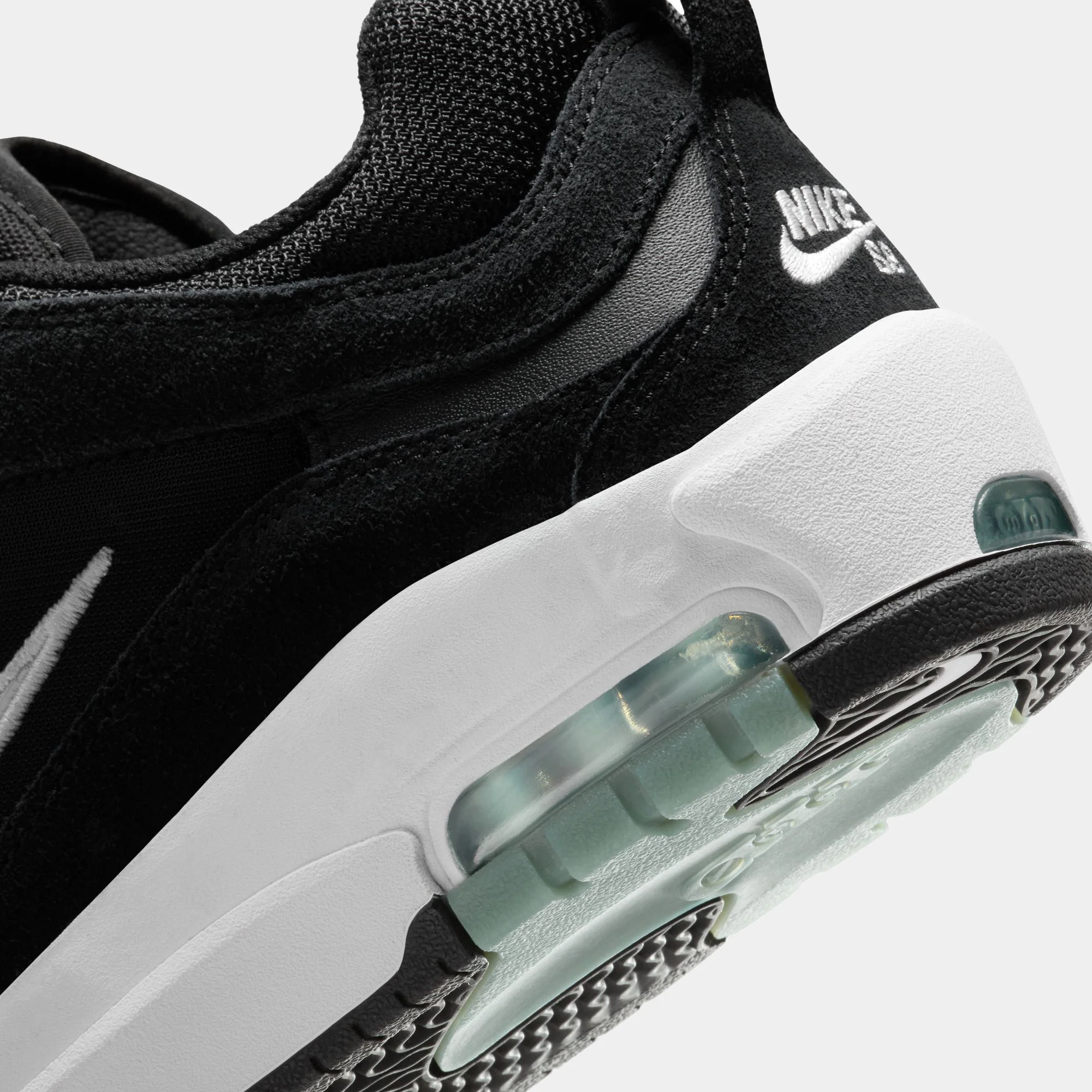 NIKE SB AIR MAX ISHOD - BLACK/WHITE - Image 5