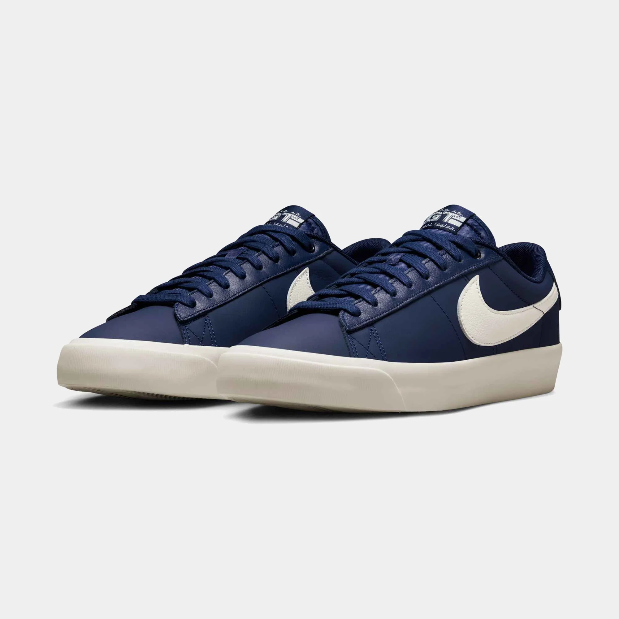 NIKE SB BLAZER LOW PRO GT -  BLUE VOID/SAIL - Image 2