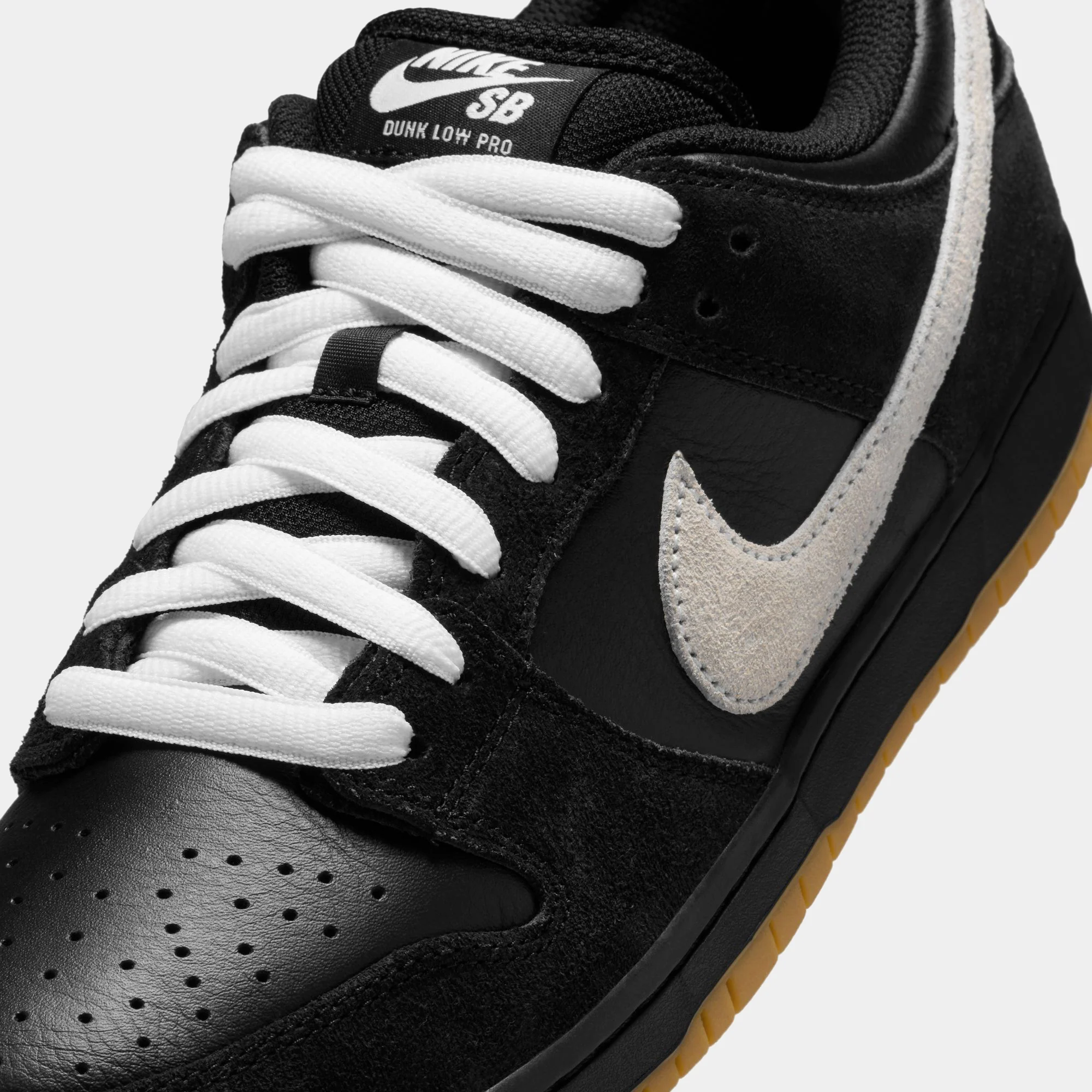 NIKE SB DUNK LOW PRO - BLACK/WHITE - Image 4