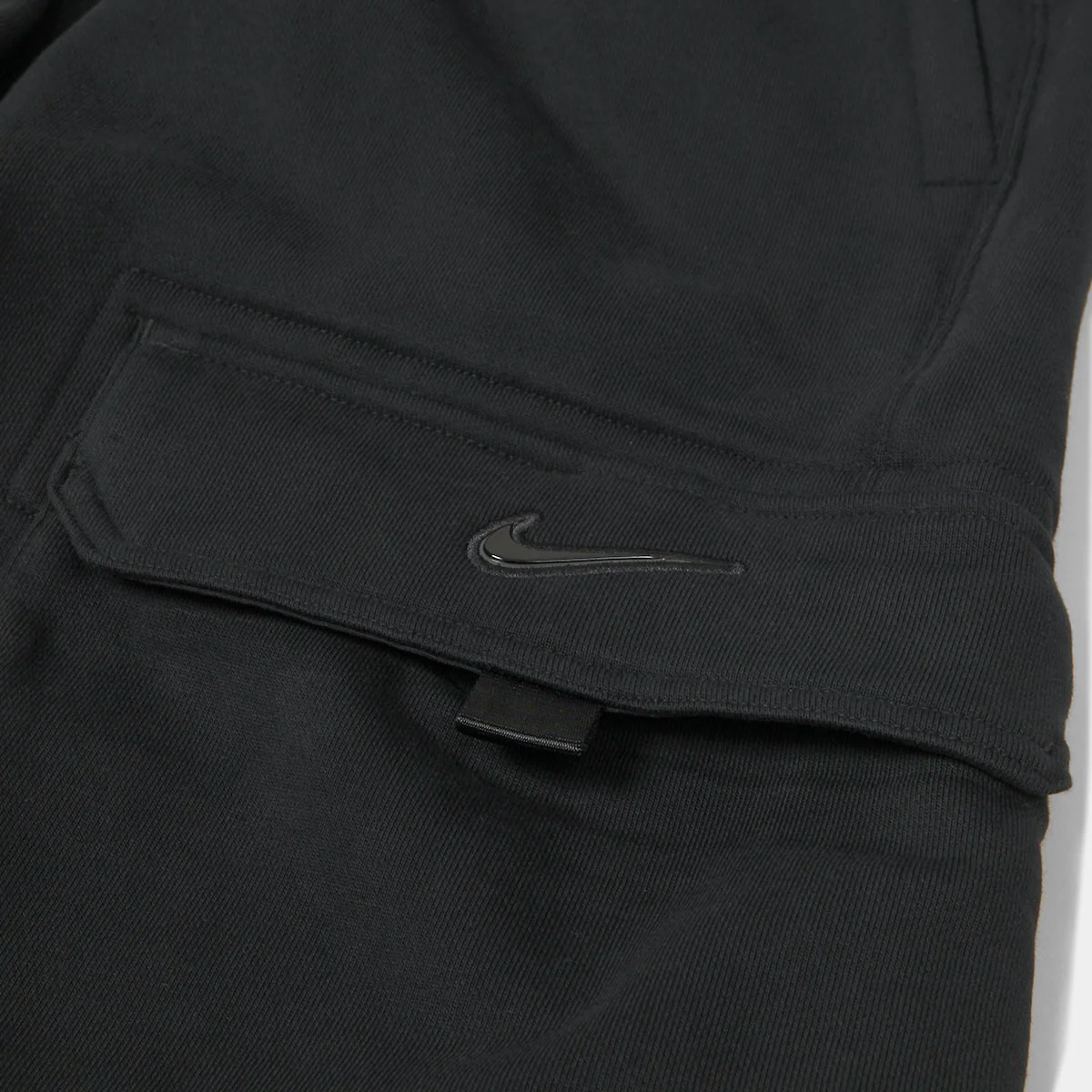 NIKE SB ISHOD CARGO PANT - BLACK - Image 3