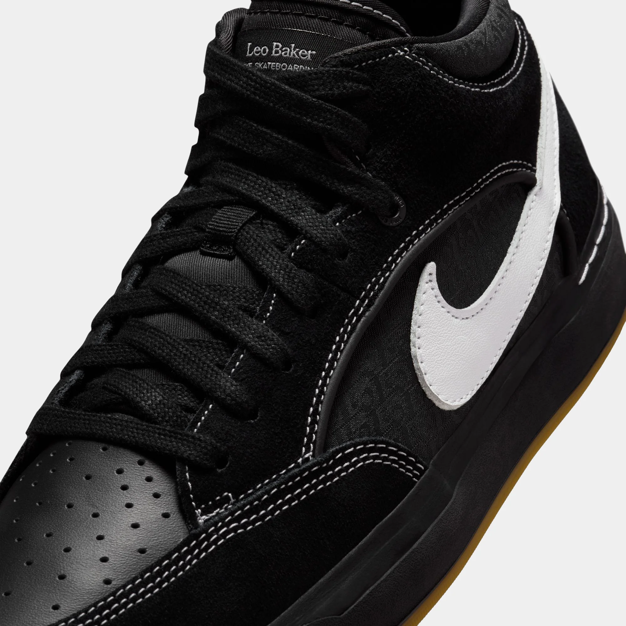 NIKE SB REACT LEO - BLACK/WHITE-GUM - Image 4